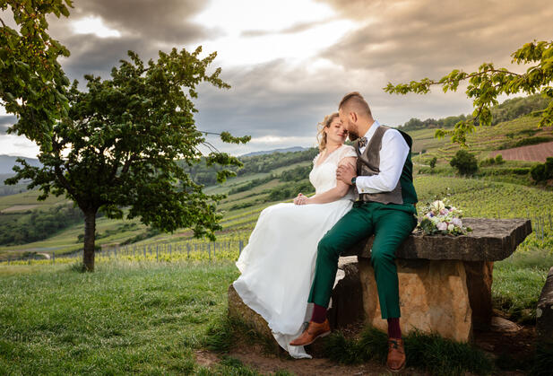 Baiser des mariés — séance couple jour J