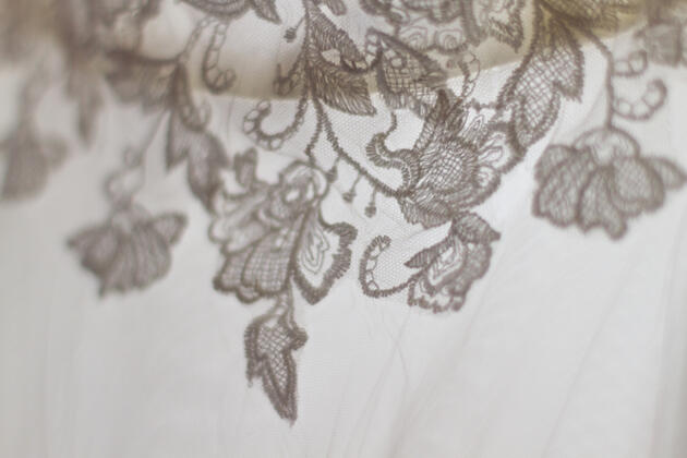 Détails robe de mariée — préparatifs mariage Alsace